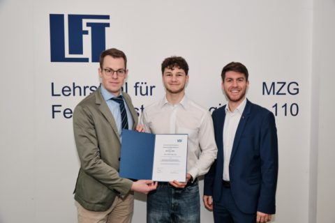 Symbolbild zum Artikel. Der Link öffnet das Bild in einer großen Anzeige.